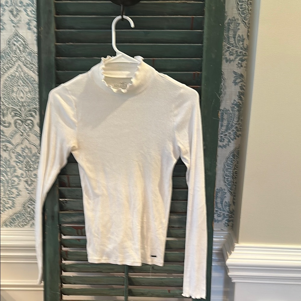 Hollister White Long Sleeve Tee Mock Neck